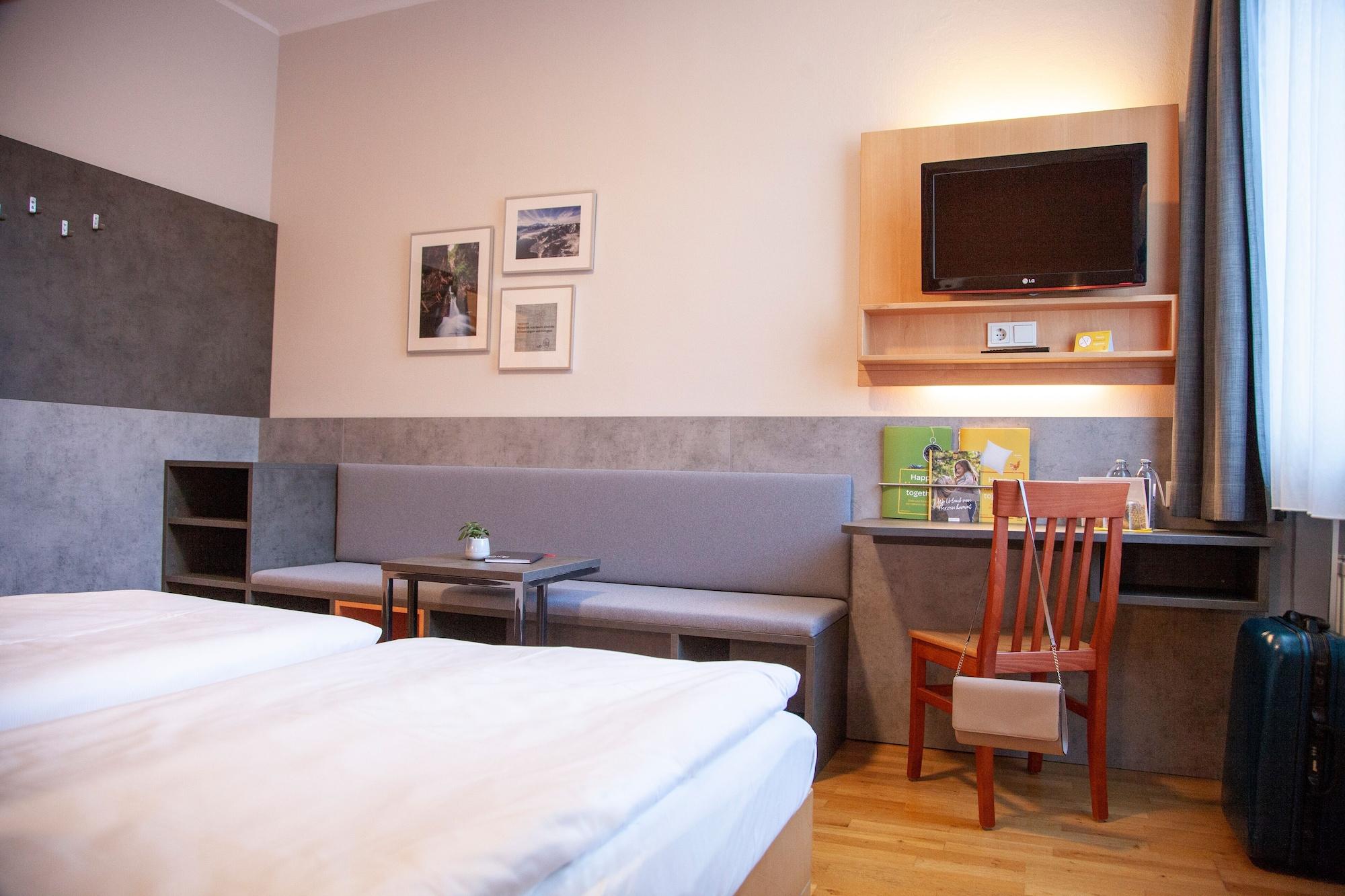 Jufa Hotel Kaprun - Summercard Included Екстер'єр фото