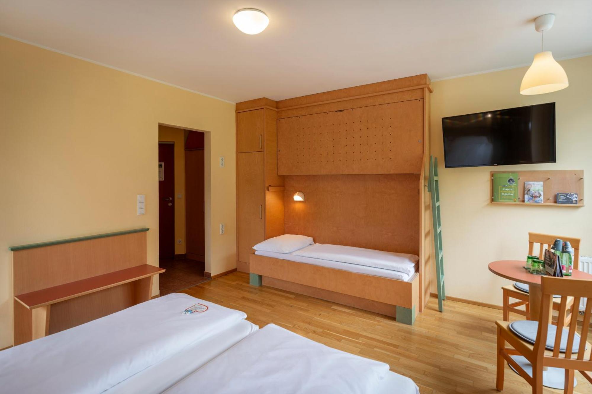 Jufa Hotel Kaprun - Summercard Included Екстер'єр фото