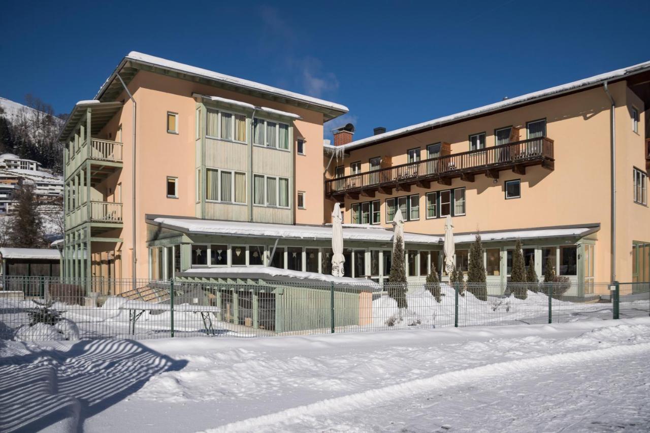 Jufa Hotel Kaprun - Summercard Included Екстер'єр фото